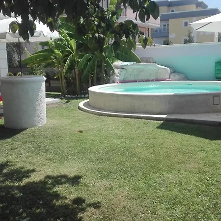 Domus Aurea 20 Bed and Breakfast