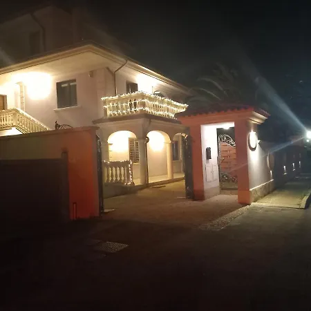 Domus Aurea 20 Отель типа 