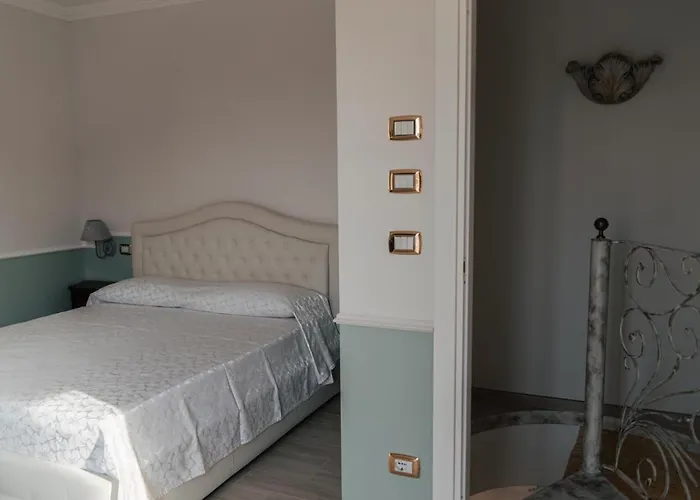 Domus Aurea 20 Отель типа 