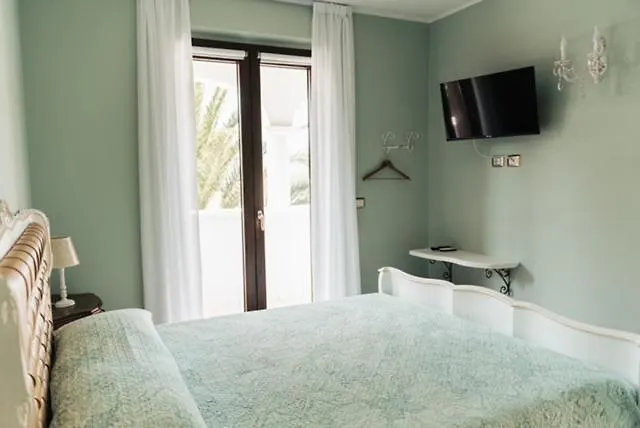 Oda ve Kahvaltı Domus Aurea 20 4*