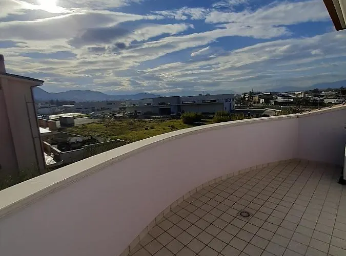 Domus Aurea 20 Oda ve Kahvaltı 4*